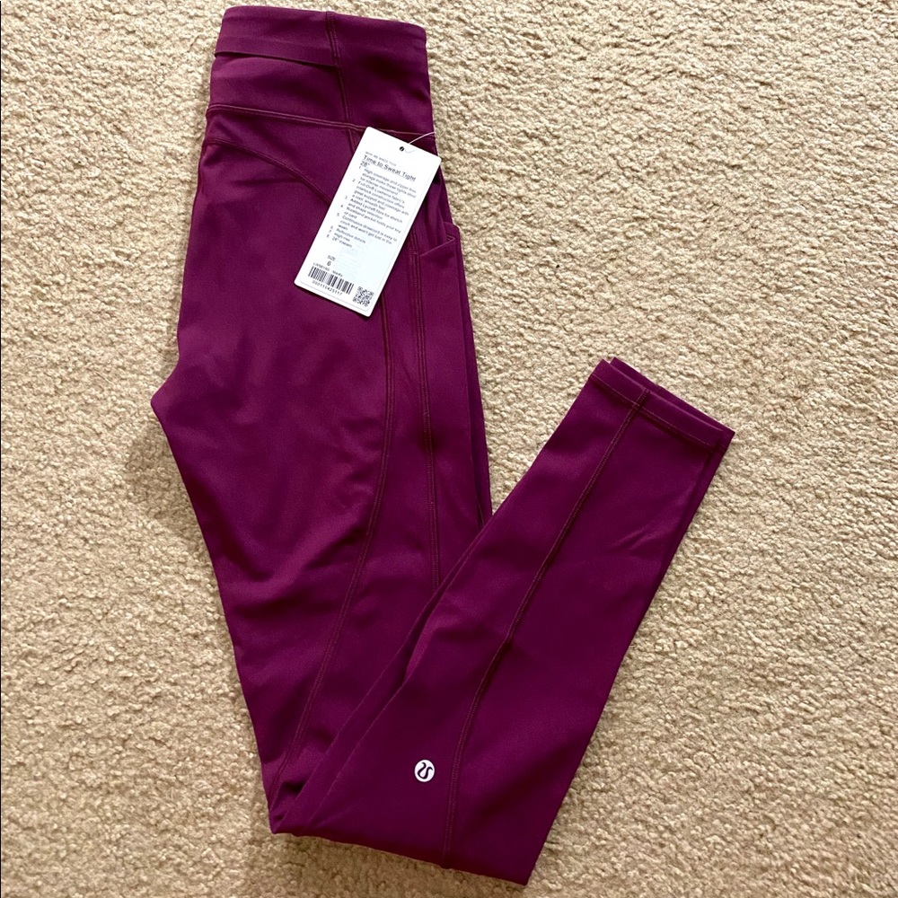 Size 6 Lululemon Time to Sweat tight 28”